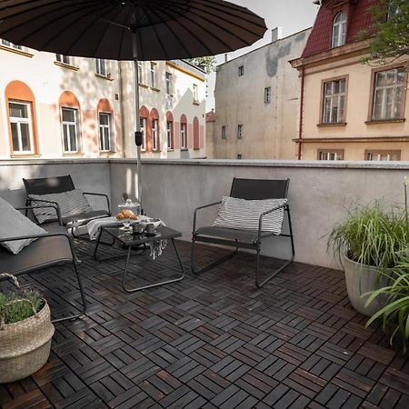 Central Apartamenty Jelenia Góra Екстериор снимка
