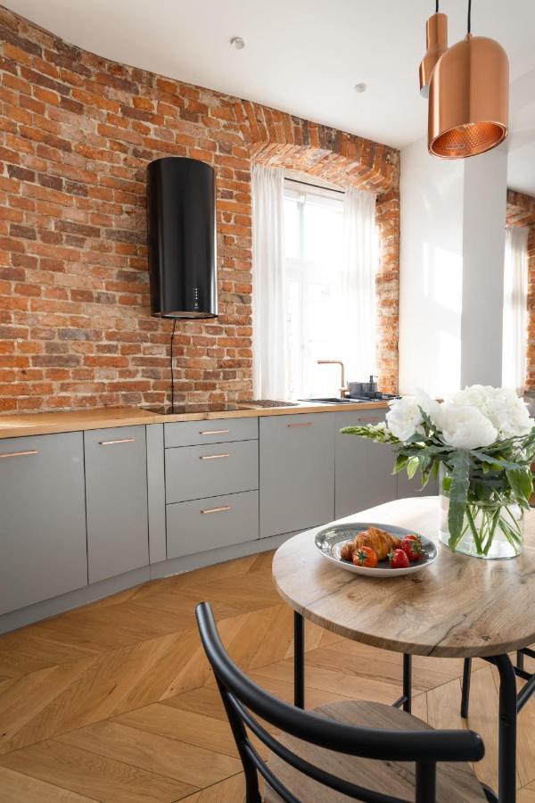 Central Apartamenty Jelenia Góra Екстериор снимка